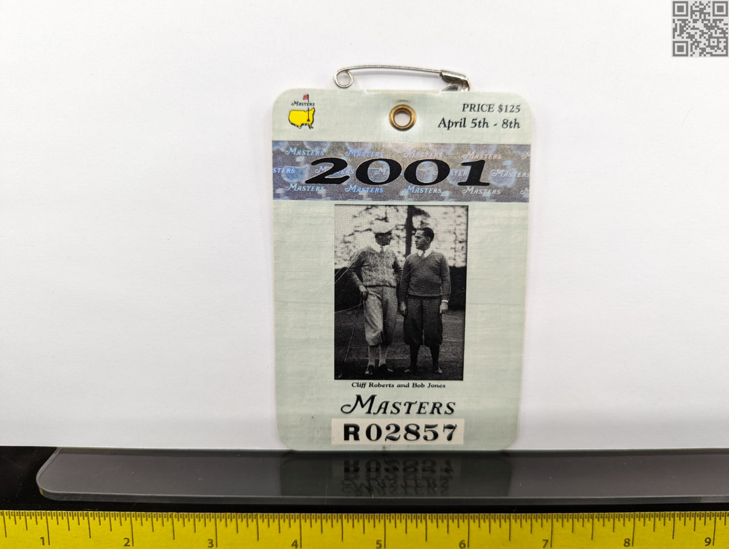 2001 Masters Tournament Series Badge - Augusta National Golf Club - Tiger Woods 2nd Masters  Win