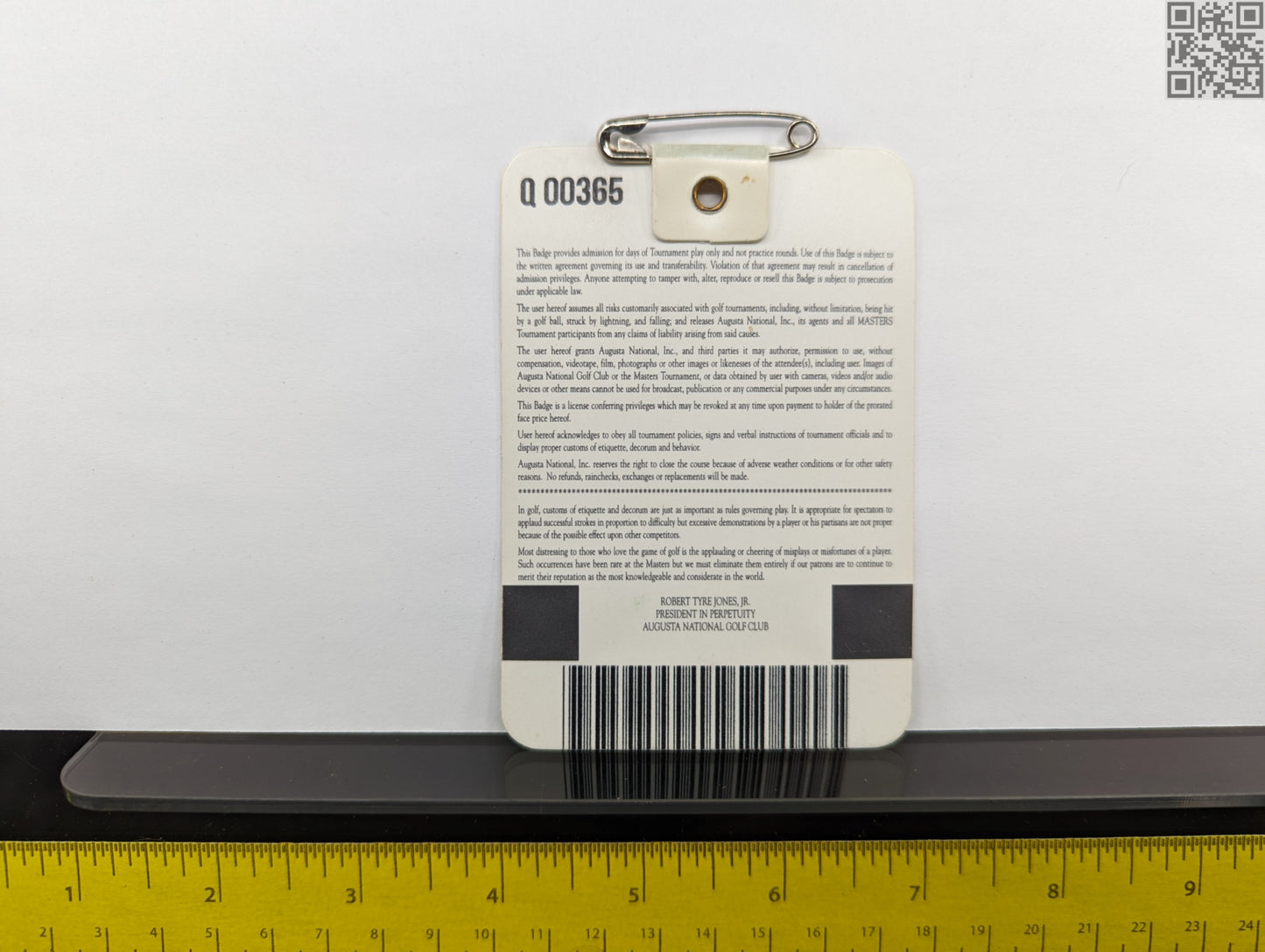 2001 Masters Tournament Series Badge - Augusta National Golf Club - Tiger Woods 2nd Masters Win