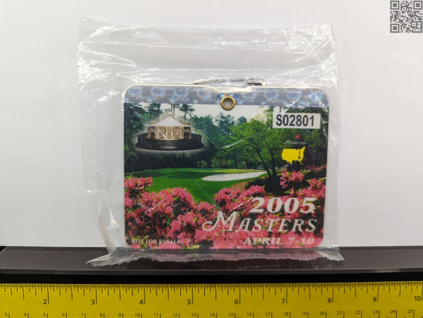 2005 Masters Tournament VIP Series Badge - Augusta National Golf Club - Tiger Woods 4th Masters Win