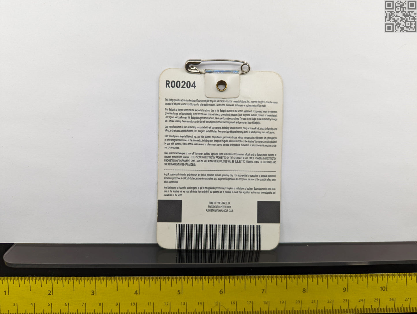 2002 Masters Tournament Series Badge - Augusta National Golf Club - Tiger Woods 3rd Masters Win