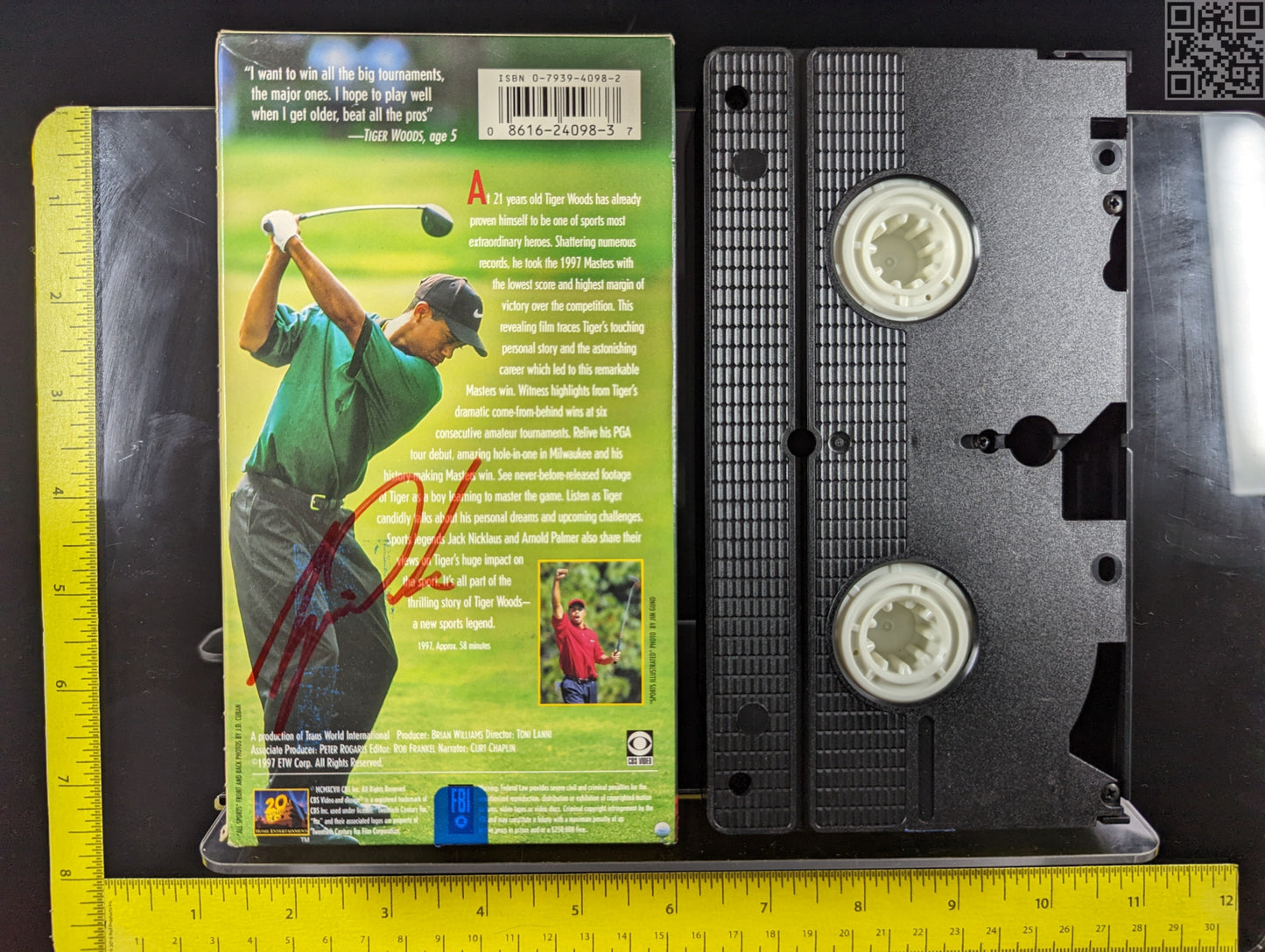 1997 Tiger Woods Signed VHS Tape New in Box - Son Hero Champion
