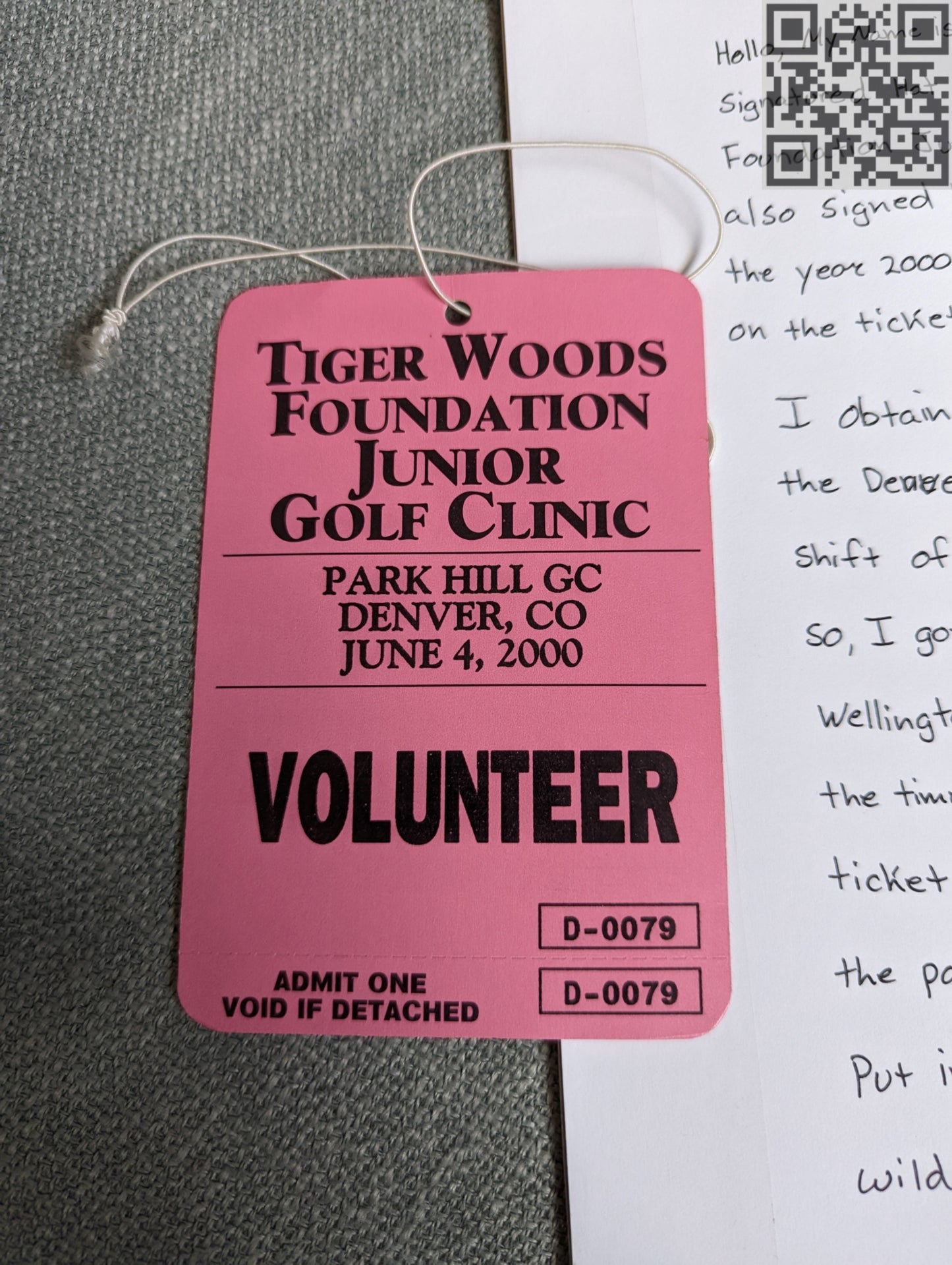 2000 Tiger Woods Signed Foundation Junior Clinic Camp Badge