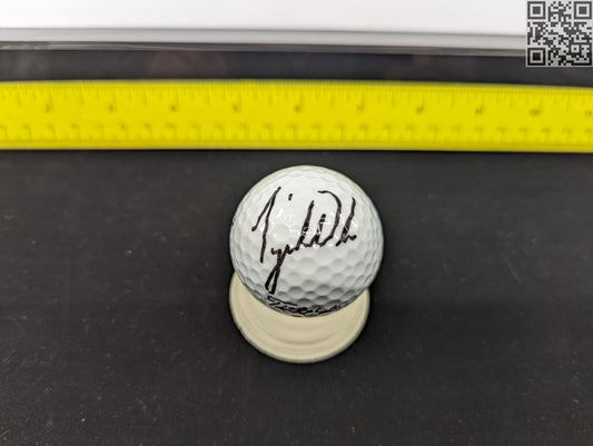 1990's Tiger Woods Amateur Years Signed Titleist Golf Ball