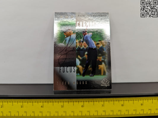 2001 Tiger Woods Upper Deck Rookie Masters Champion Focus Signed Trading Card FC6