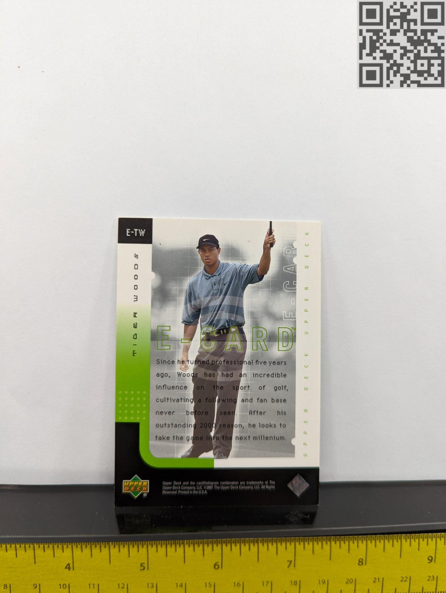 2001 Tiger Woods Signed Upper Deck Rookie Tigers E-Card E-TW Trading Card