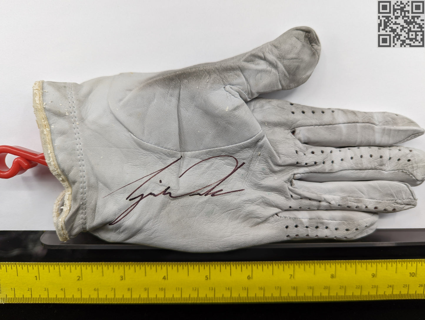 mid 1990's Tiger Woods Tournament Worn Signed Titleist Golf Glove