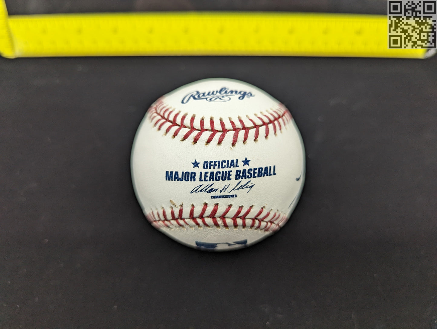 Late 1990's Tiger Woods Signed Rawlings MLB Baseball